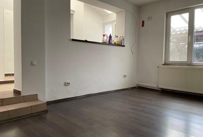 Ultracentral, casă 4 camere - 6
