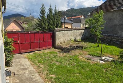 Casă individuală cu 5 camere în Bunloc