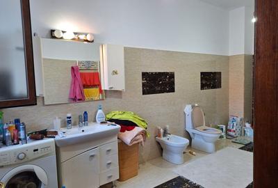 Resedinta deosebita,constr 2012,parc Carol 10min,7 camere,7 bai,2 locuri parcare - 7