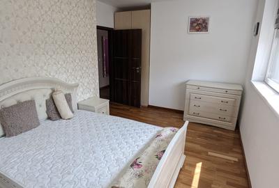 Apartament de vânzare, 3 camere, 74 mp, Andrei Mureșanu zona Sigma - 10