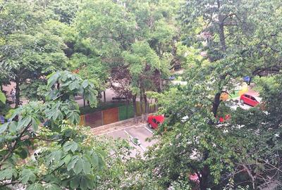 3 camere Sector 4 - Bd Alexandru Obregia - 9