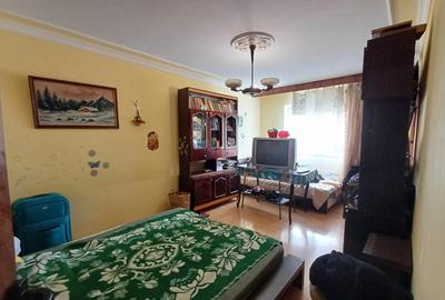 Apartament 3 Camere, intermediar, zona Nicolina 1( Lidl) - 1