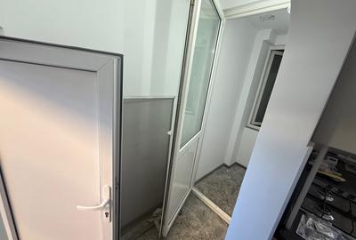 Apartament de inchiriat 3 camere Eroii Revolutiei - 10