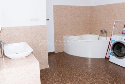 | Casa individuala cu 5 camere | 211 mp | 450 mp teren | Zona Vivo | - 11