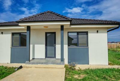 Casă cu 4 camere, 2 băi, 103mp utili, 500 mp teren, Sântandrei, Bihor. - 1