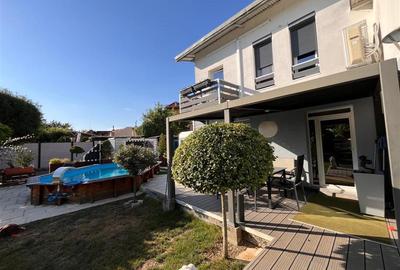 Lugoj,  Vila de Vis Cu Piscina, 440 Mp. Construiti, 820 Mp. Teren - 2