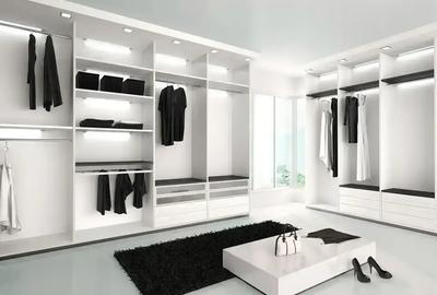 Apartament cu 4 camere decomandat în Herăstrău