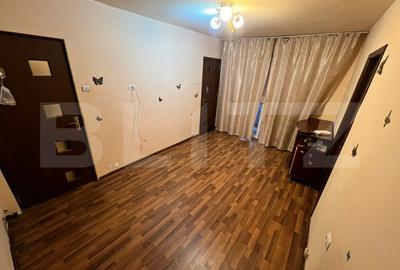 Apartament cu 2 camere semidecomandat, mobilat în Valea Rosie
