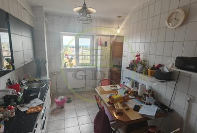 Apartament 3 camere, decomandat, 107.35 mp, Calea Bucuresti, zona McDonalds - 8