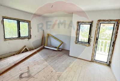 Casă / Vilă 7 camere sat Mădei comuna Borca Jud Neamț - 8