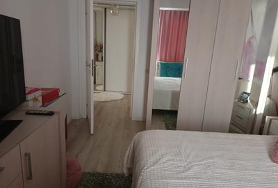 Ofer spre închiriere apartament lux 4 camere în stațiunea Mamaia - 9