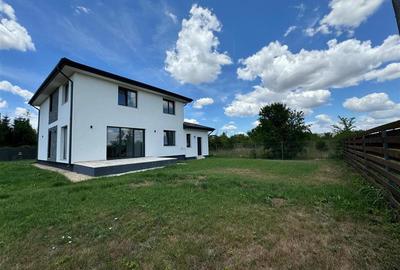 VILA IN CORBEANCA - OSTRATU // CURTE 364 MP // 5 CAMERE - 2