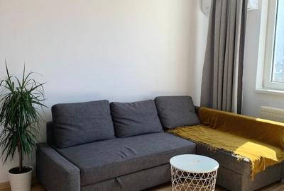 Apartament cu 2 camere decomandat, mobilat în Central