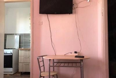 Garsoniera in bloc mixt langa metrou Gorjului, Militari - 4
