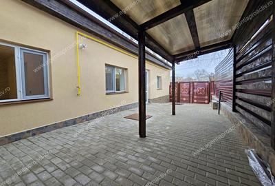 Casă renovată, zonă centrală, singur in curte. Doar 99000 euro! - 3