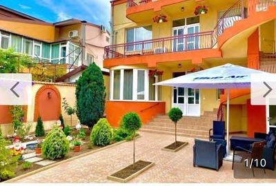 Apartament cu 3 camere decomandat, mobilat în Delfinariu