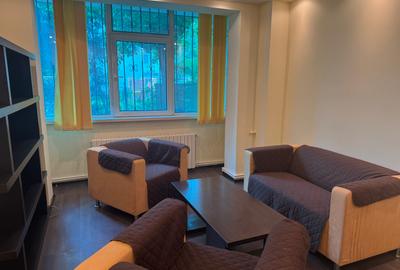 Oferim spre închiriere apartament cu 3 camere la parter - 1