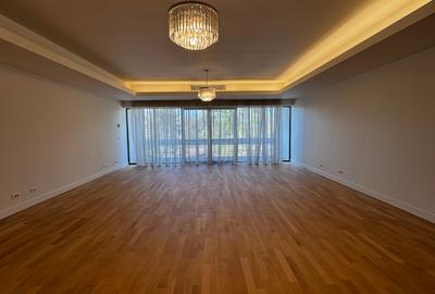 Nordului first line//3-bedroom apartment//terrace//park view - 2