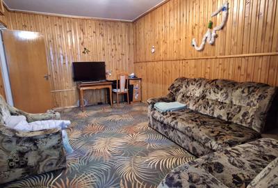 Apartament cu 3 camere decomandat, mobilat în Drumul Taberei