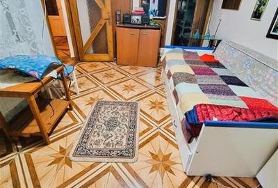 Apartament cu 4 camere semidecomandat, mobilat în Centrul Istoric