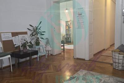 Spatiu, lumina si eleganta intr-un apartment interbelic - 8