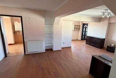 Apartament cu 3 camere decomandat în Burdujeni