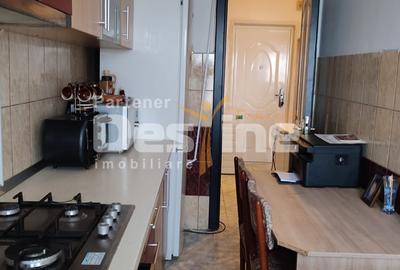 Apartament cu 1 camera ,decomandat , mobilat si renovat recent - 5