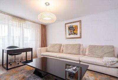 Apartament cu 4 camere de vanzare in zona Decebal- metrou Muncii