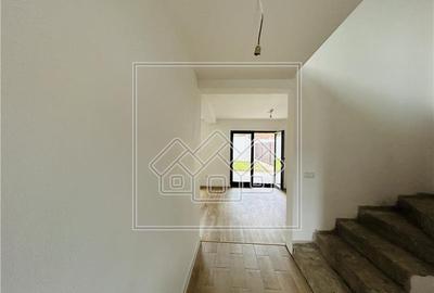Casa de vanzare in Sibiu - 121 mp utili + 247 mp teren - 8