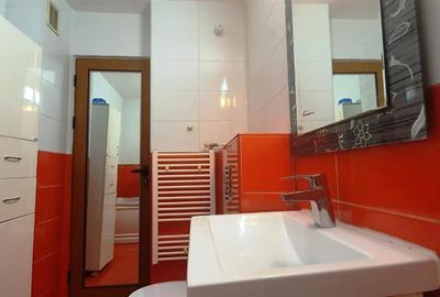 Apartament 3 camere decomandat 2 bai Nicolina - Gradinita nr. 1 - 15