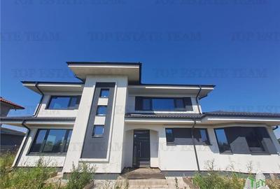 Casă individuală cu 6 camere în Corbeanca