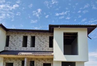 Duplex cu 3 camere în Nord-Est