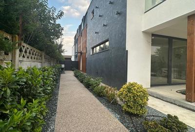 VILA DE VANZARE SISESTI / BANEASA - 1