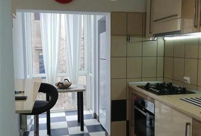Inchiriere apartament 2 camere Primaveri - 1