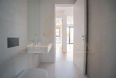 Stațiunea Mamaia - Vânzare apartament cu 2 camere, 2 bai, la 2 pasi de mare. - 16