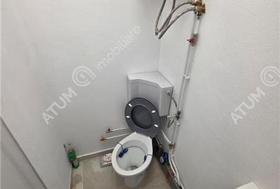 Spatiu comercial de vanzare 120 mp cu deschidere stradala - 11
