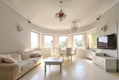 Apartament In Vila- Zona cu Multiple facilitati - 1