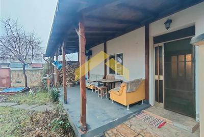 Casa de vanzare in zona Parneava - 1