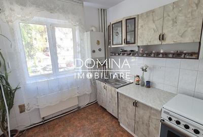 Vânzare apartament 2 camere, et.1, zona Liceului Pedagogic, strada N. Titulescu - 6