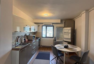 Apartament cu 3 camere decomandat în Grigorescu