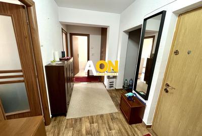 Apartament cu 3 camere decomandat, mobilat în Cetate