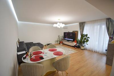 Apartament cu 3 camere decomandat, mobilat în Străulești