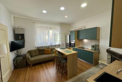 Se vinde casa la pret de apartament, zona centrala, str. Lupeni. - 15