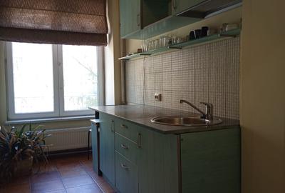 2 camere ideal investitie/regim hotelier metrou Piata Romana langa scara - 10