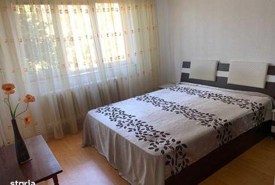 Apartament cu 2 camere semidecomandat în Podu Roș