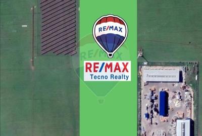 Teren intravilan 5,9 ha la doar 8E/mp fs 150m la 8 km de Arad - 4