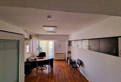 Izvor | 5 Camere | Spatiu de Birouri | Decomandat | Firma - 2