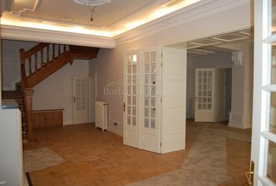 Heritage Home, Central - 7
