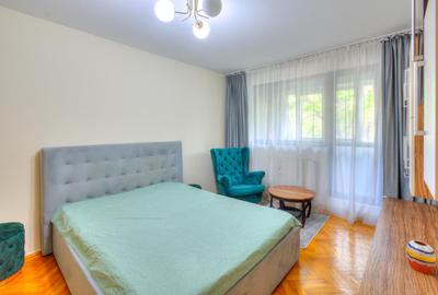 Apartament 2 camere decomandat Titan Metrou 1 Decembrie - parcare - 2