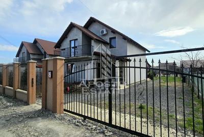 Casa individuala de vanzare, 4 camere, Sanmihaiu Roman, comision 0 - 1